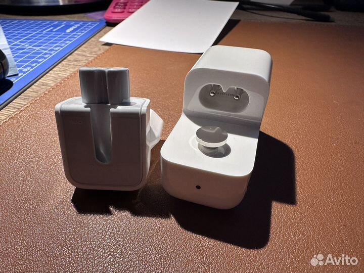 Зарядное устройство Apple Battery Charger A1360