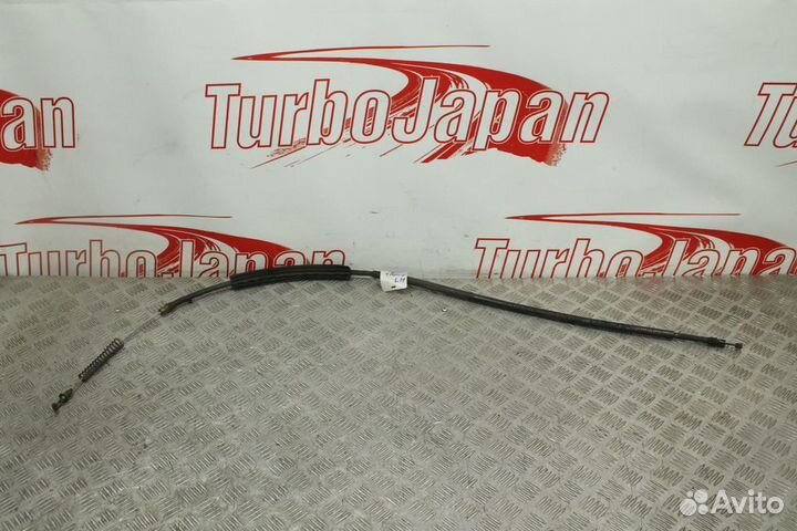 Трос ручника левый Chevrolet Tahoe 2 GMT800 99-07