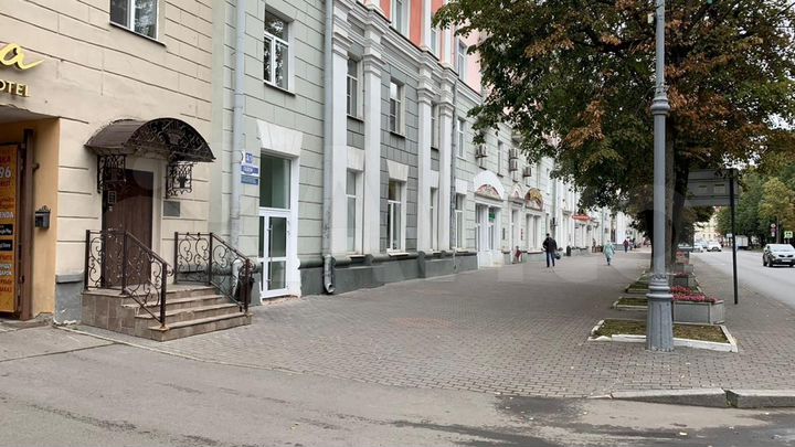 Сдам торговое помещение, 111 м²