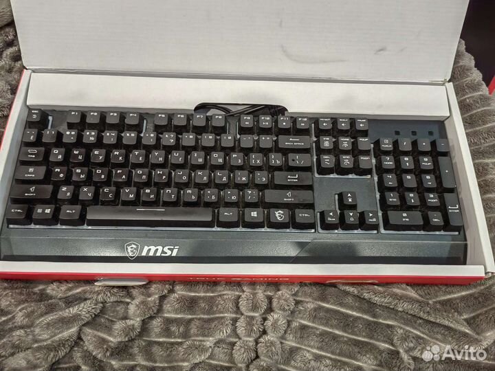 Игровая механическая клавиатура