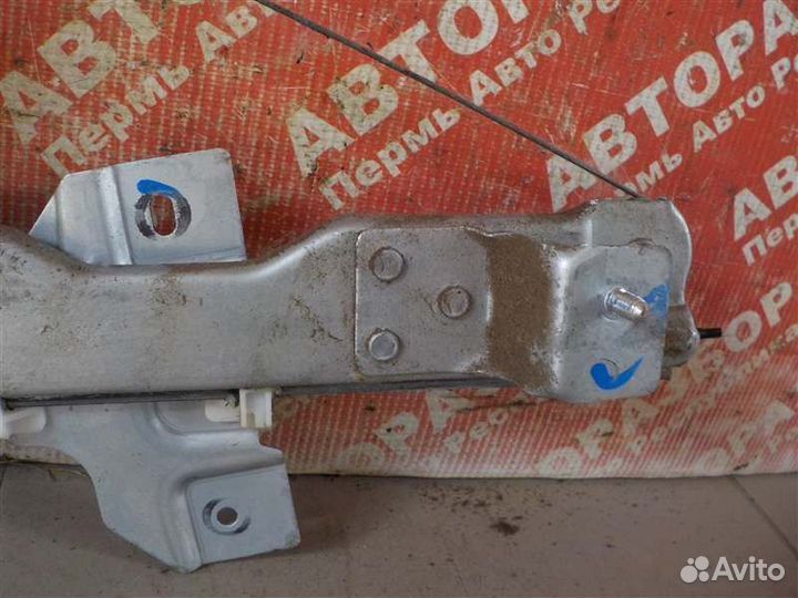 Стеклоподъемник передний левый Renault Duster