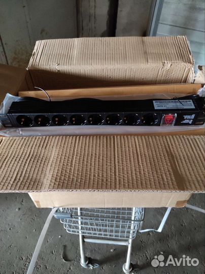 Блок розеток в стойку рэк