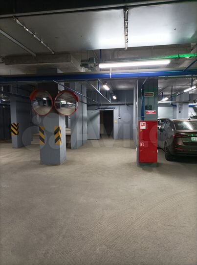 Машиноместо, 14 м²