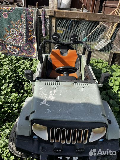 Детский электромобиль бу