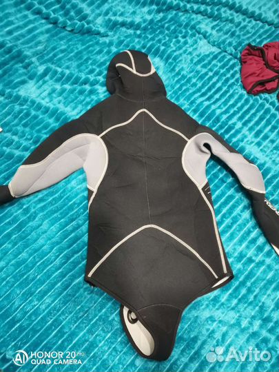 Гидрокостюм куртка 5мм Декатлон xs