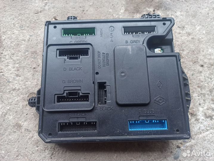 Блок комфорта Renault Fluence