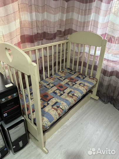 Кроватка детская