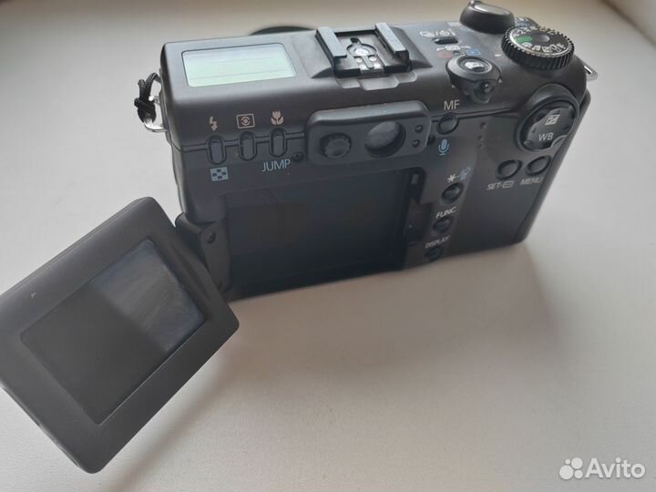 Компактный фотоаппарат Canon G5