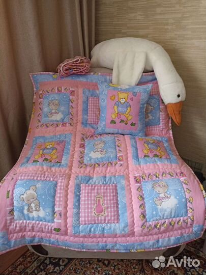 Комплект в детскую кроватку