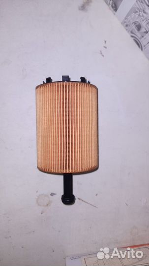 Фильтр масляный Vw Tiguan,Golf,Touareg,Jetta