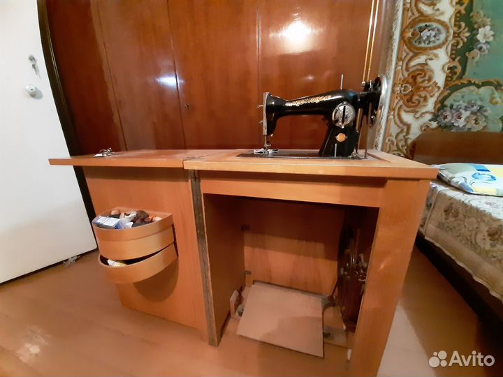 Швейная машинка ножная подольск