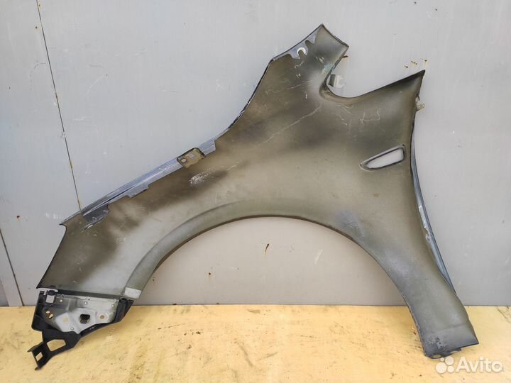 Крыло правое на Opel Astra J 5Д