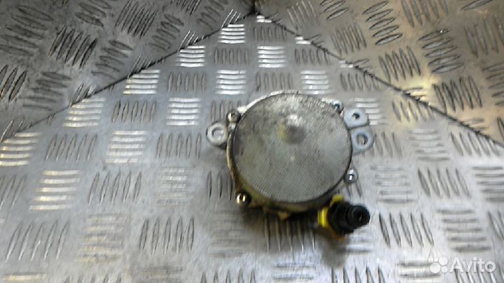 Насос вакуумный Opel Corsa D
