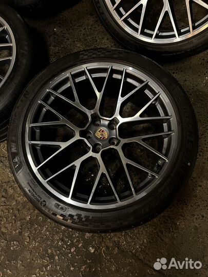 Оригинальные колеса Porsche Macan R21
