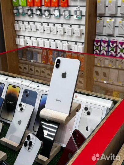 iPhone X, 256 ГБ