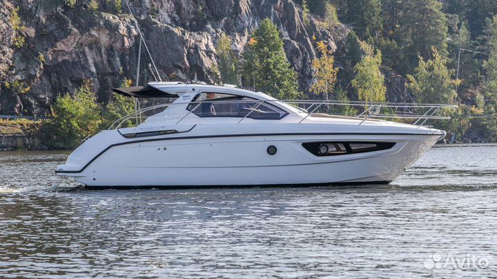 Azimut 34 Atlantis моторная яхта с харт-топом