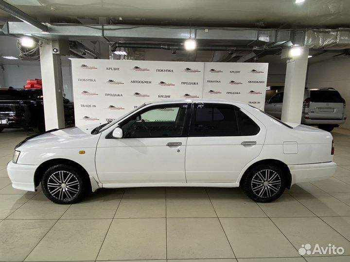 Nissan Bluebird 1.8 AT, 1996, 179 000 км