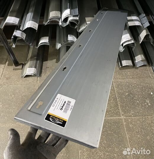 Накладка сдвижной двери Mercedes Vito W638 (Polcar