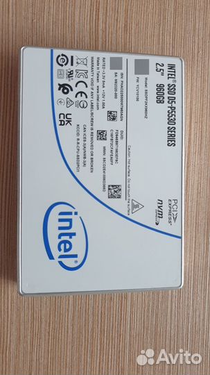 Серверный SSD nvme Intel D5-P5530 960Gb U.2