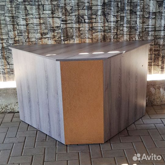 Тумба под тв угловая