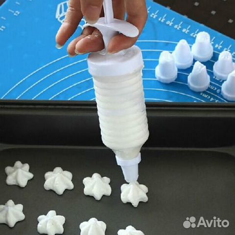 Кондитерский шприц с 8 насадками