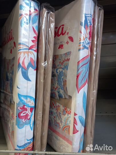 Семейный комплект постельного белья сатин