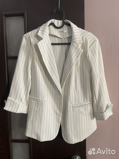 Женские вещи 42-44