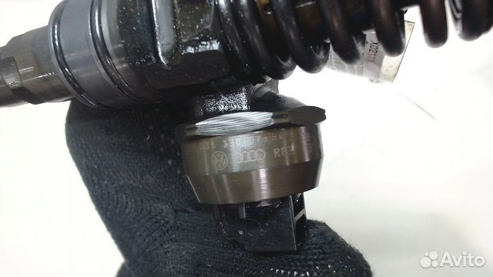 Форсунка топливная Skoda SuperB, 2008