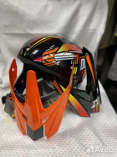 Новый мотоциклетный шлем