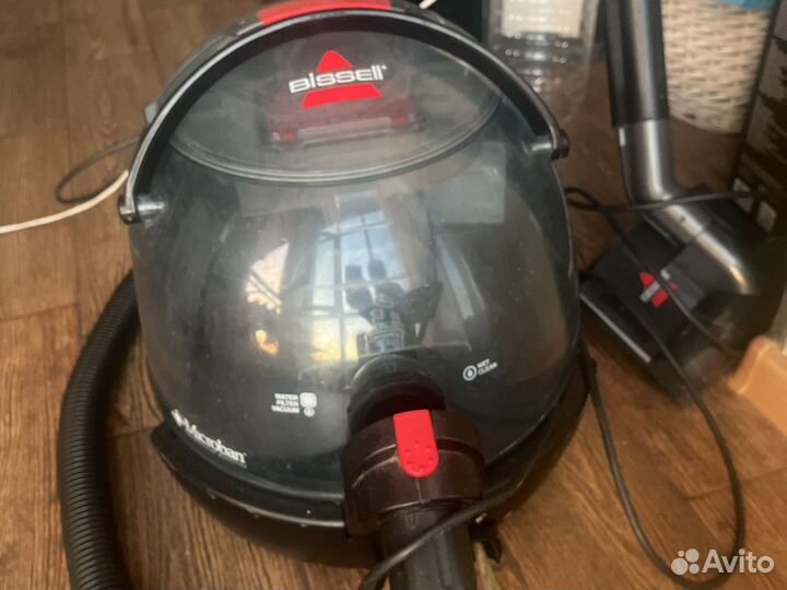 Моющий пылесос Bissell