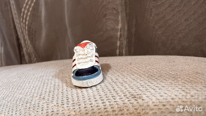 Брелок кроссовок Adidas оригинал