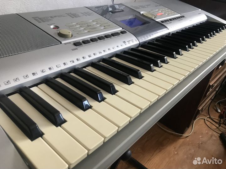 Синтезатор Yamaha PSR-295