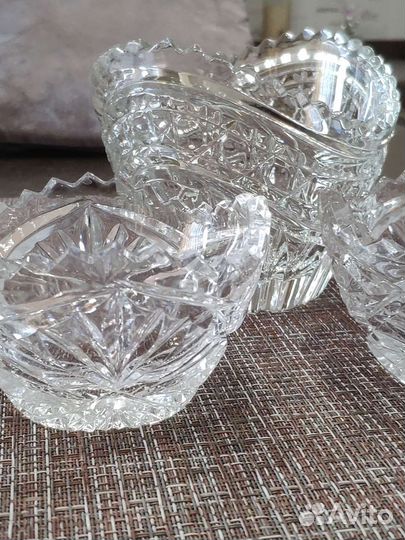 Хрустальные вазочки
