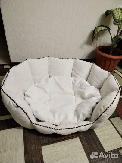 Лежанка домик для собаки