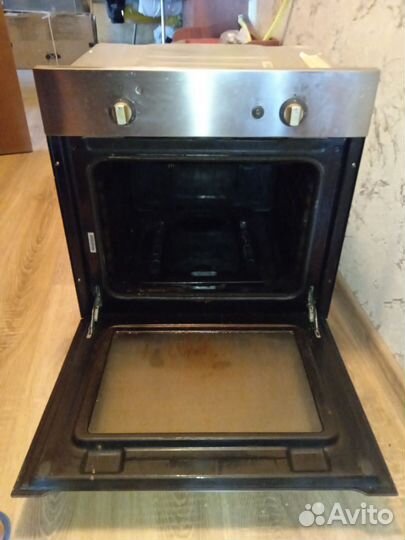 Газовый духовой шкаф Аристон. hotpoint ariston