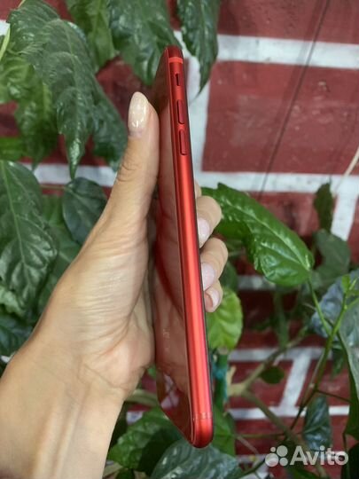 Телефон iPhone 8 plus 64гб как новый