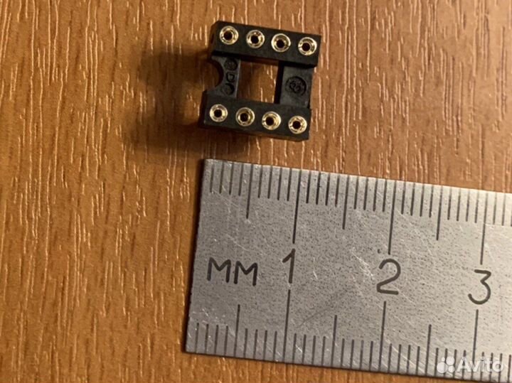 Кроватка для чипа биоса dip 8