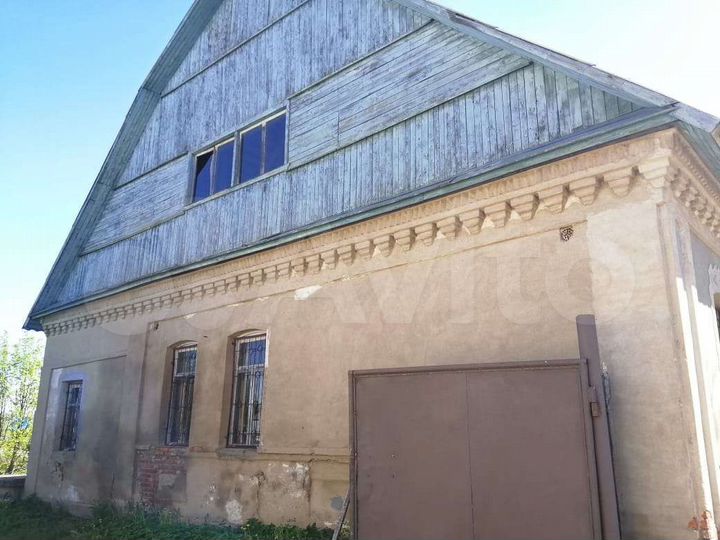 Дом 198 м² на участке 5 сот.