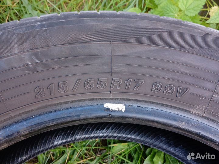 Yokohama BluEarth AE50 215/65 R17 99V