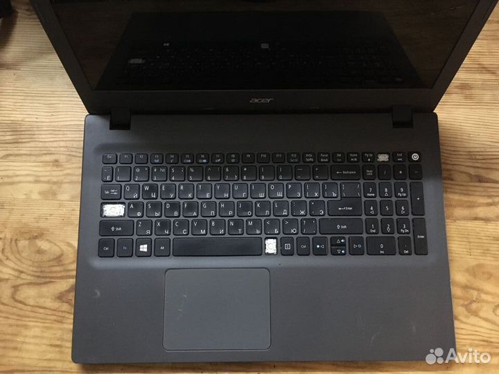 Ноутбук Acer E3-573G-31V3