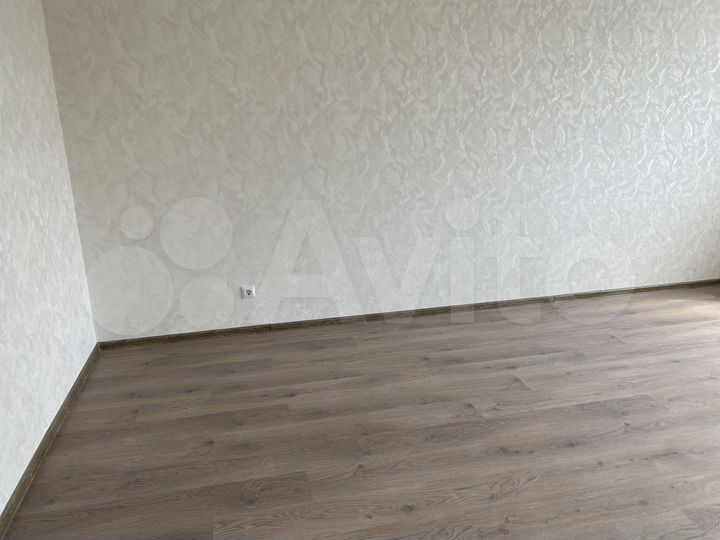 2-к. квартира, 55 м², 8/18 эт.