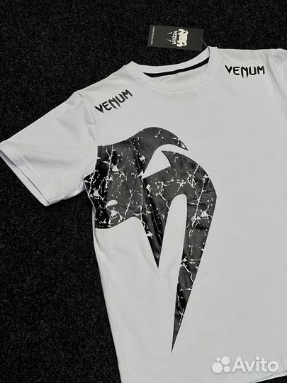 Футболка Venum Giant white