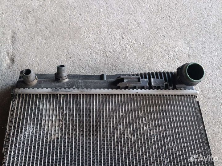 Радиатор охлаждения основной BMW 528 Xi F10