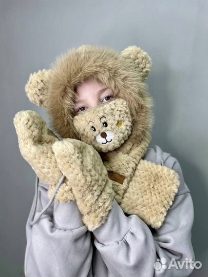 Шапка зимняя меховая женская ушанка комплект