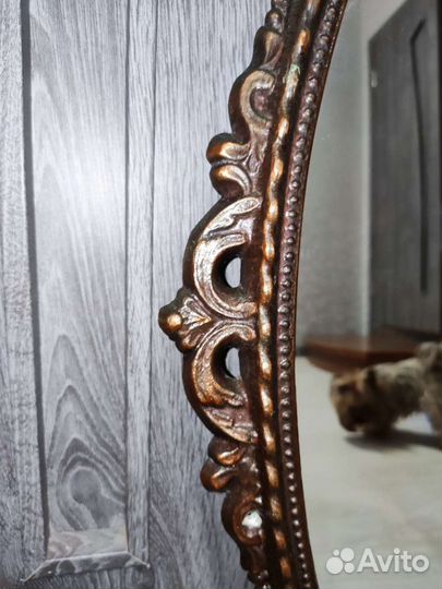 Зеркало настенное