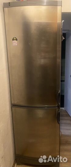 Холодильник vestfrost