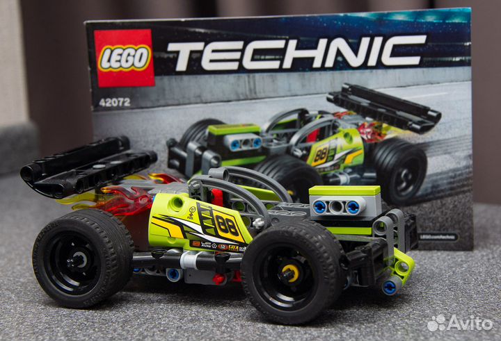 Lego Technic 42072 Зеленый гоночный автомобиль