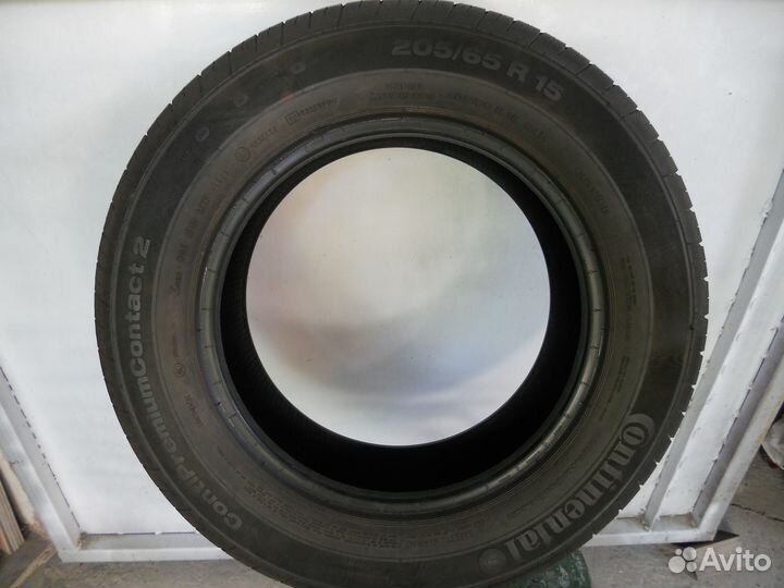 Continental ContiPremiumContact 2 205/65 R15 94H