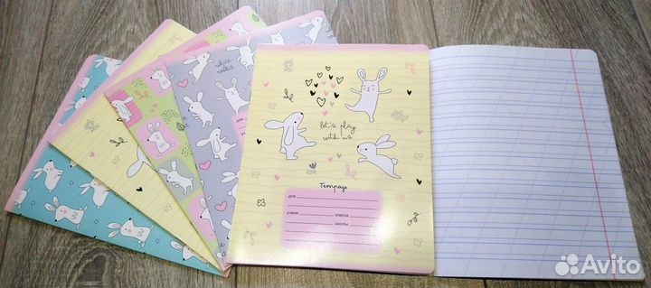 Тетради новые 12л. косая линейка