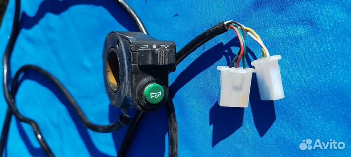 Переключатель поворотников и сигнала